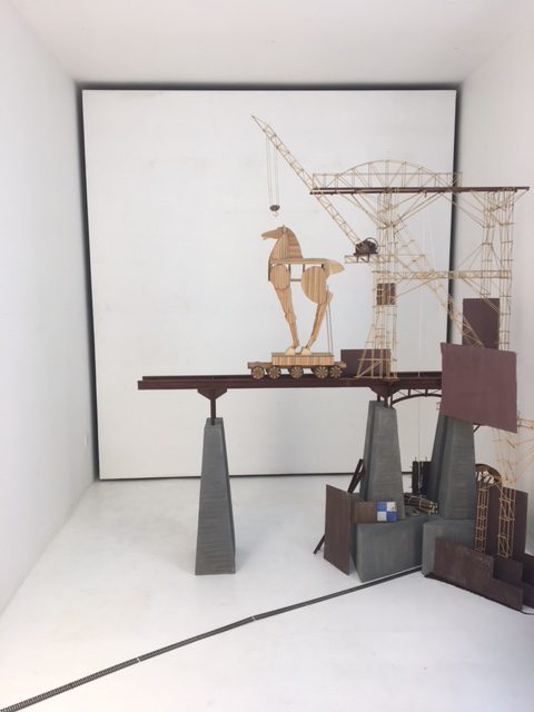 construction du cheval de troie